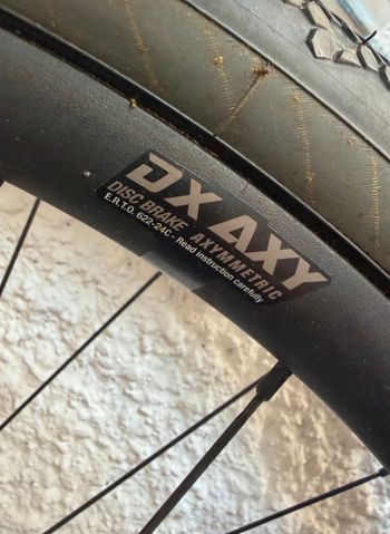 Used Miche Graff Gravel Wheelset bike — image 4 of 6