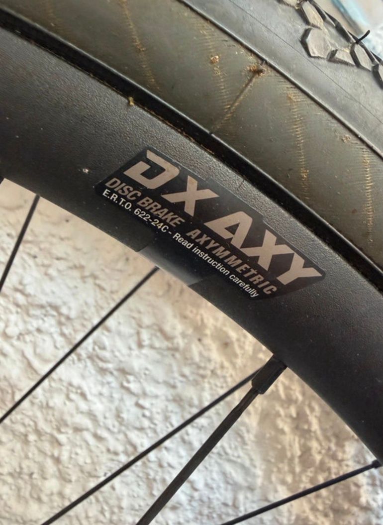 Used Miche Graff Gravel Wheelset bike — image 4 of 6