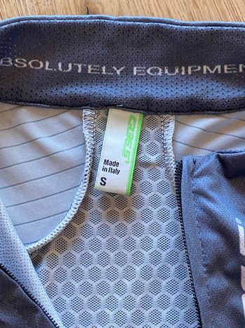 Used Q36.5 R2 Y bike — image 3 of 4