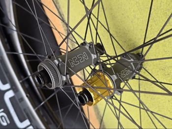 Used Duke Carbon Rims 2025 bike — image 2 of 5