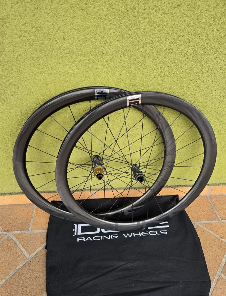 Used Duke Carbon Rims 2025 bike — image 3 of 5