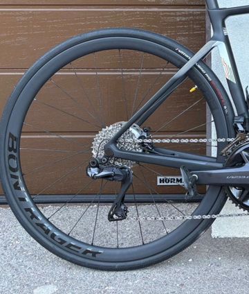 Brugt Bontrager Aeolus Elite 35 TLR Disc Road Wheel 2025 Wheels