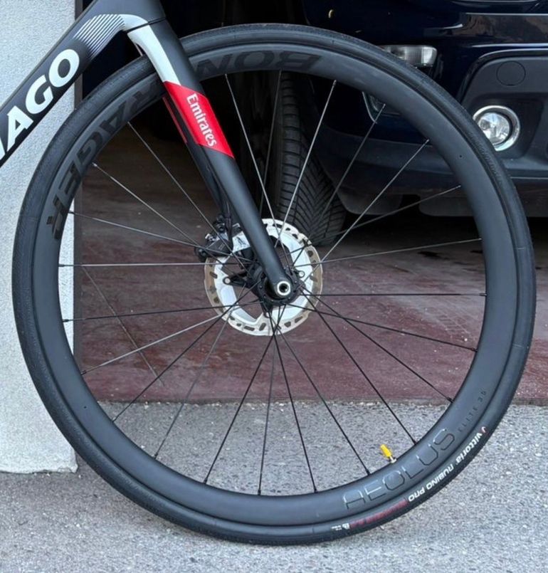 Used Bontrager Aeolus Elite 35 TLR Disc Road Wheel 2025 bike — image 2 of 2