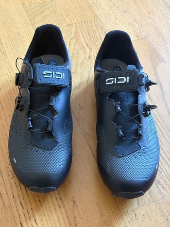 Sidi, Dominator X
