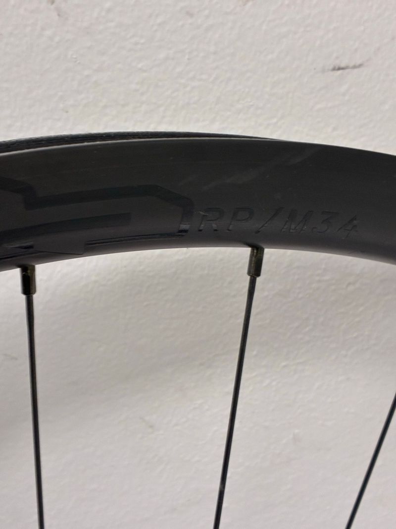 Gebrauchtes 2024 MTB 29” Carbon Wheels bike — Bild 4 von 6