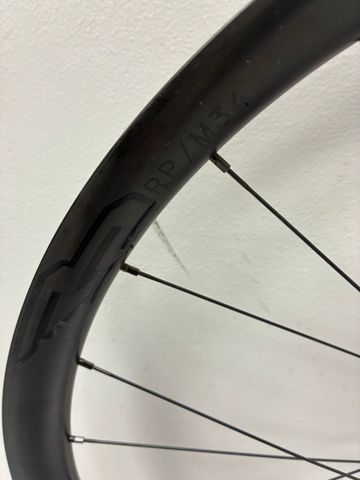 Gebrauchtes 2024 MTB 29” Carbon Wheels bike — Bild 2 von 6