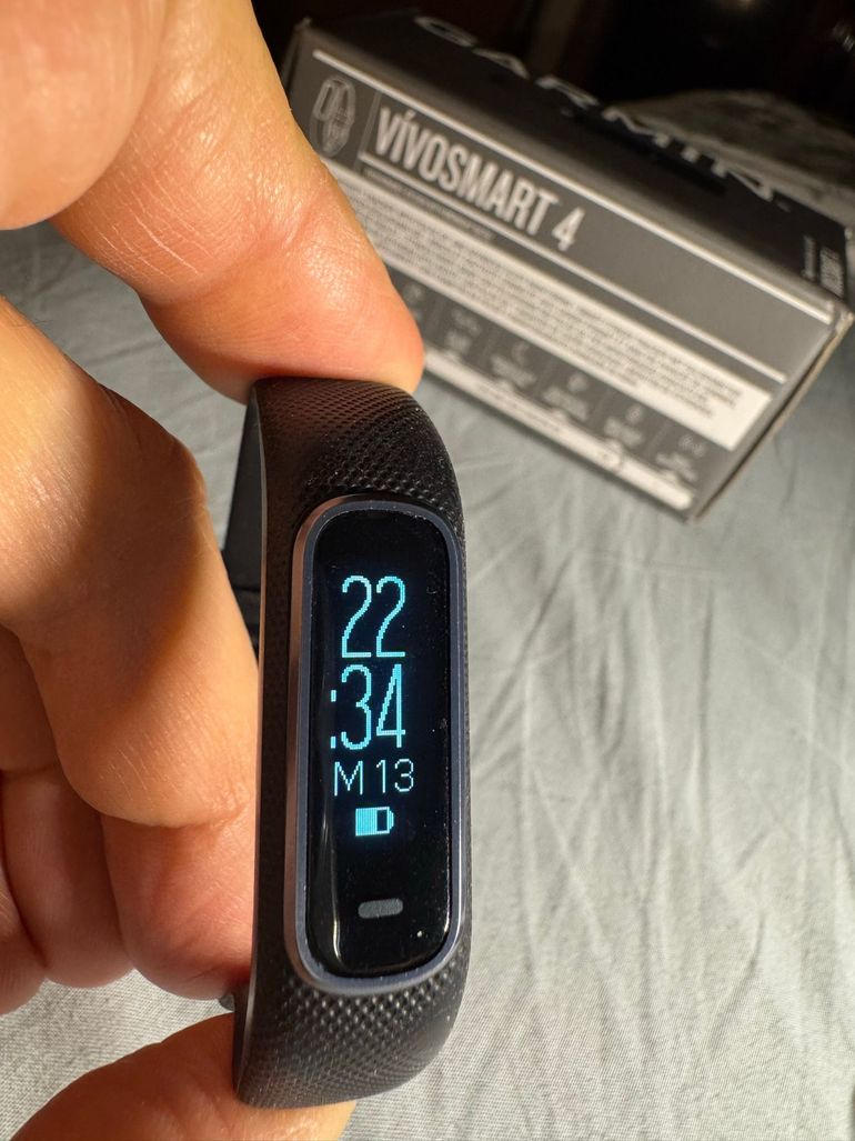 Used Garmin vívosmart 4 Activity Tracker 2018 bike — image 1 of 5