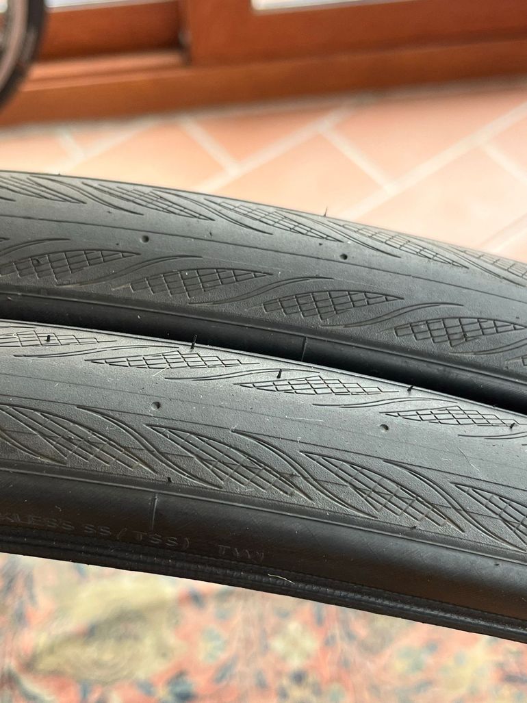 Used Vittoria Rubino Graphene Tyres 2025 bike — image 2 of 2