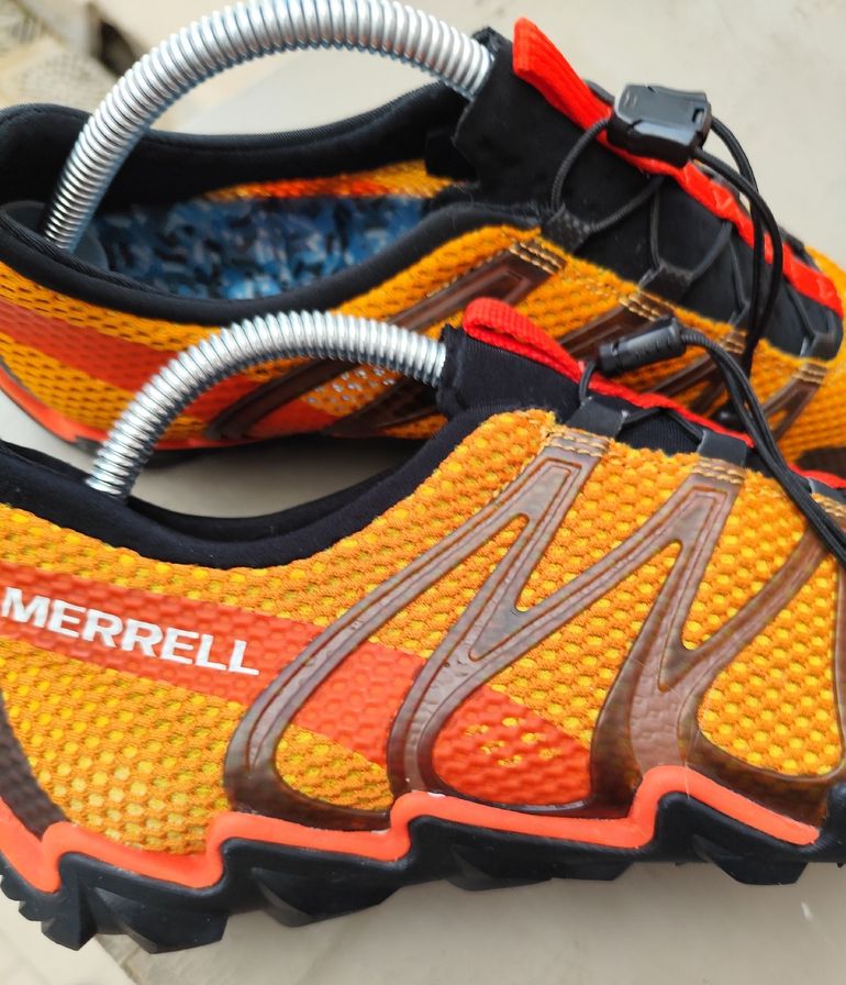 Used Merrell Glove bike — image 1 of 2