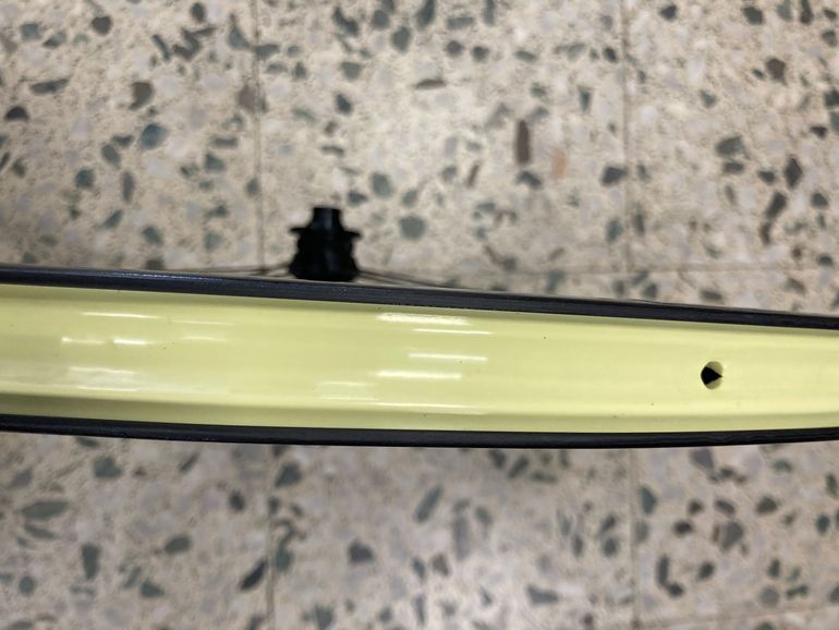 Used Miche Kleos 36 Ruedas Carbono 2026 bike — image 5 of 6