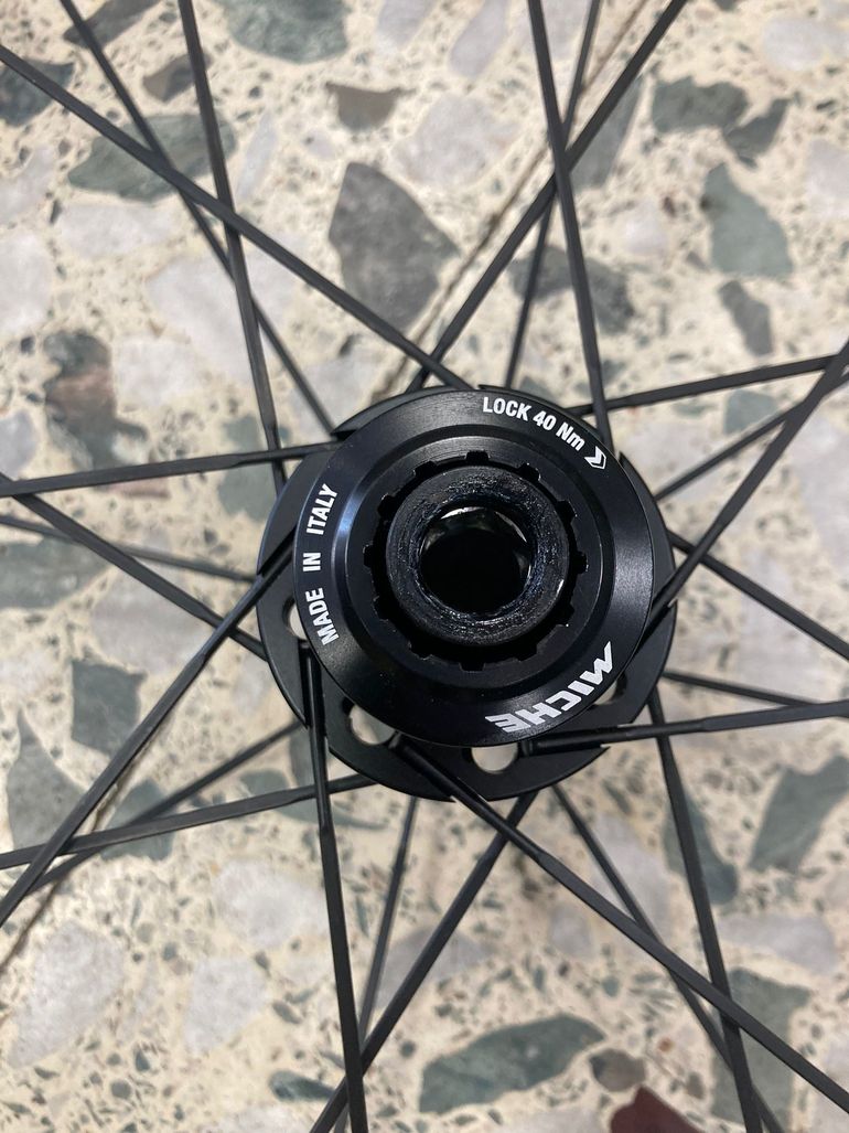 Used Miche Kleos 36 Ruedas Carbono 2026 bike — image 6 of 6