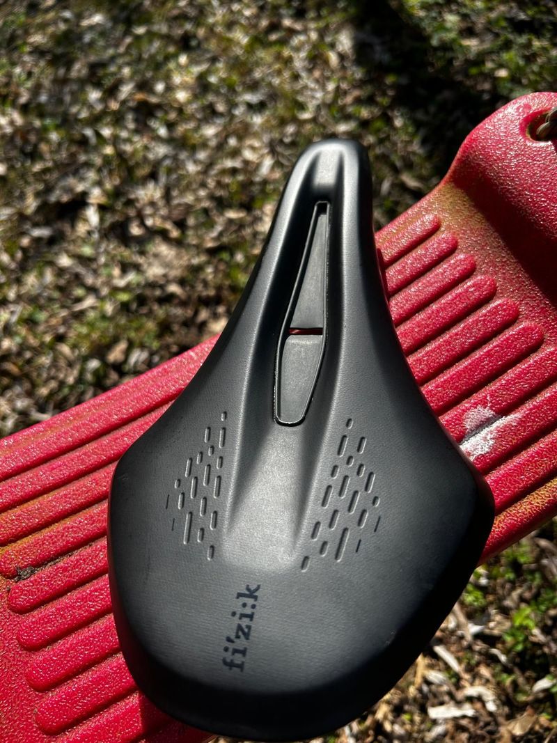 Použité Fizik Terra Argo X5 Saddle 2025 Saddles & Seatposts