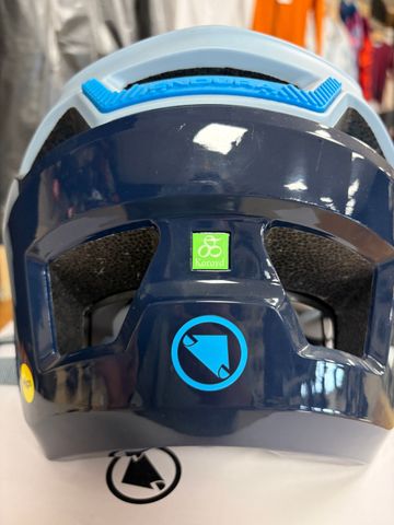 Endura MT500 Mips® Helmet 2025 bike usato — immagine 6 di 9