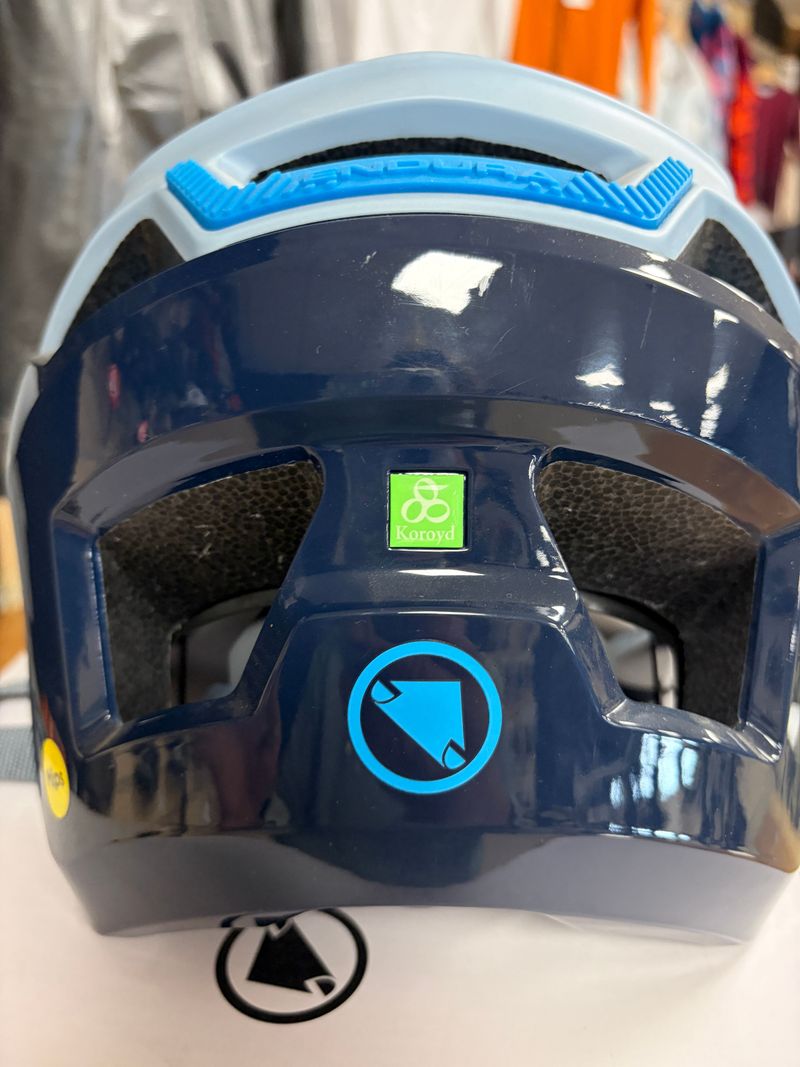 Endura MT500 Mips® Helmet 2025 bike usato — immagine 6 di 9