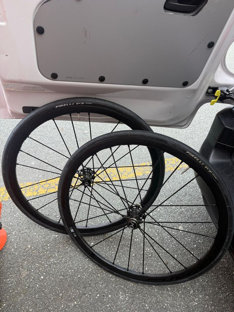 Brugt Fulcrum zero disc competizione bike — billede 1 af 5