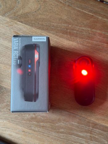 Garmin, Varia RCT715 Rearview Radar Tail Light with Camera