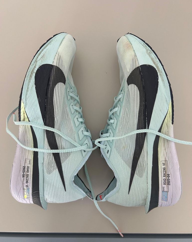 Used Nike Vaporfly Next 4 bike — image 2 of 7
