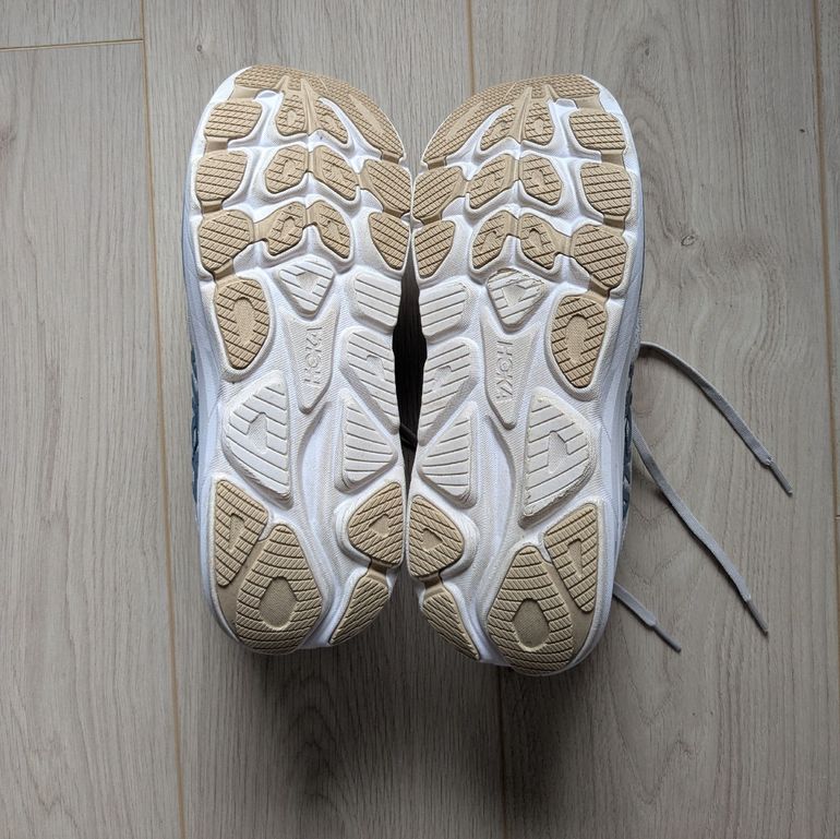 Used Hoka Clifton 10 2025 bike — image 6 of 7