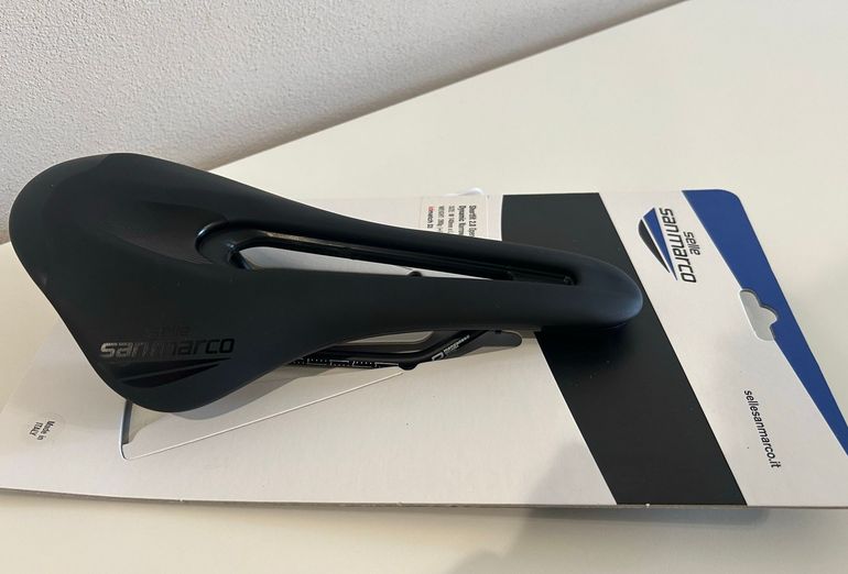 Used Selle San Marco Shortfit 2.0 open-fit 140mm. dynamic narrow bike — image 2 of 3