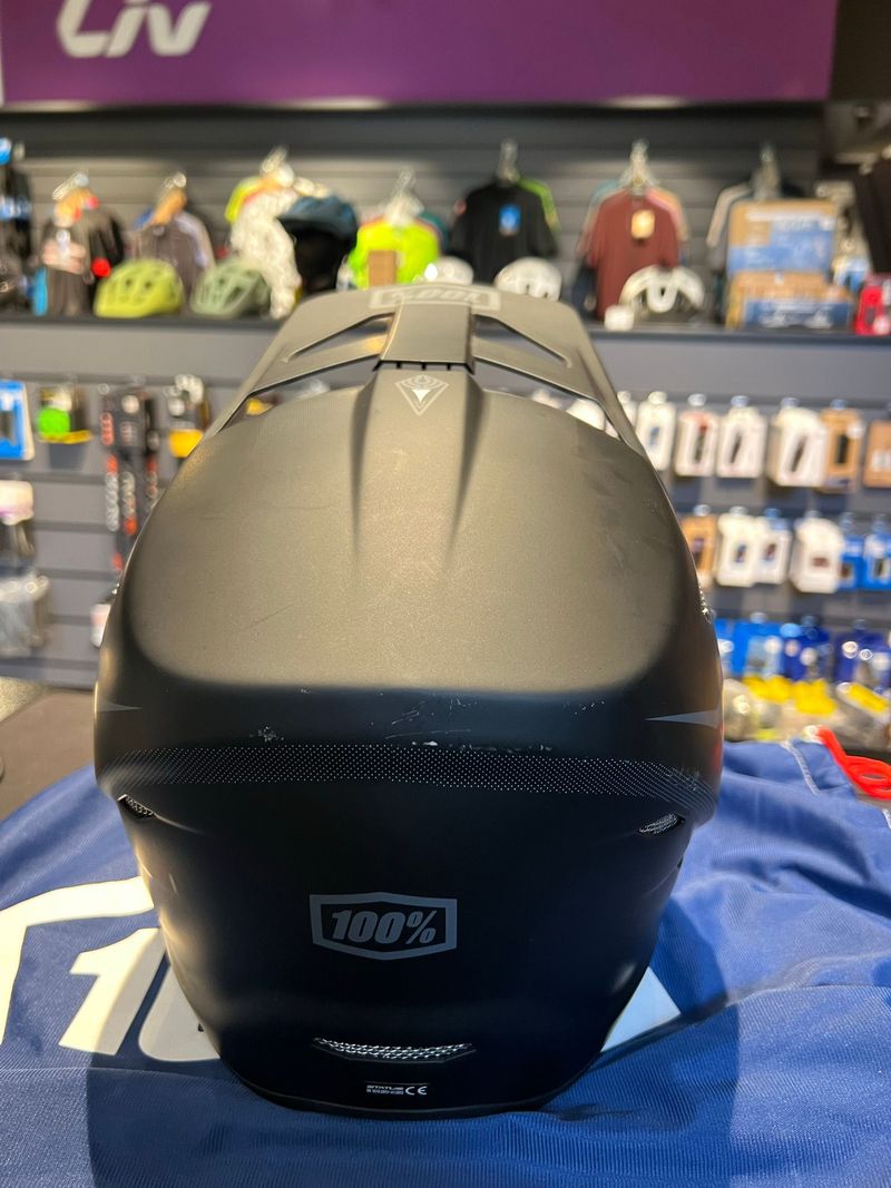 Used 100% Status Full Face MTB Helmet bike — image 4 of 7