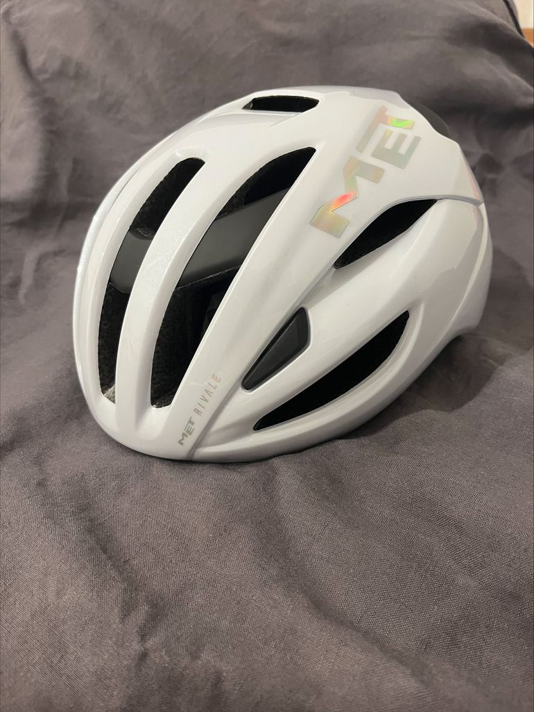 Used MET Rivale Mips 2026 bike — image 10 of 10