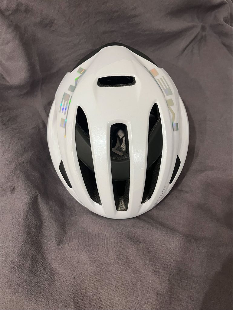 Used MET Rivale Mips 2026 bike — image 3 of 10