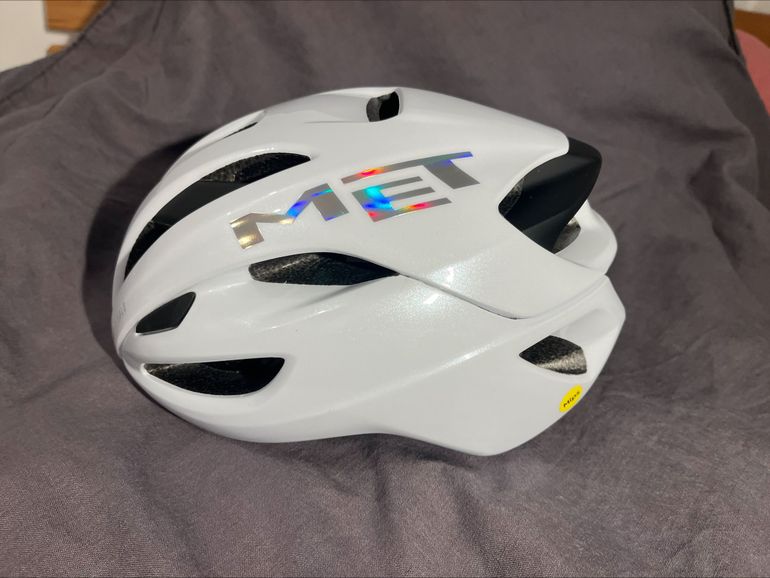 Used MET Rivale Mips 2026 bike — image 7 of 10