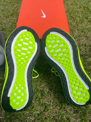 Used Nike vomero plus 2026 bike — image 7 of 10