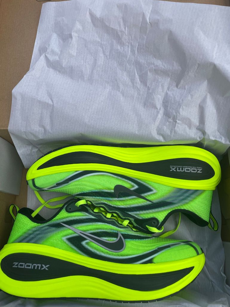 Used Nike vomero plus 2026 bike — image 10 of 10