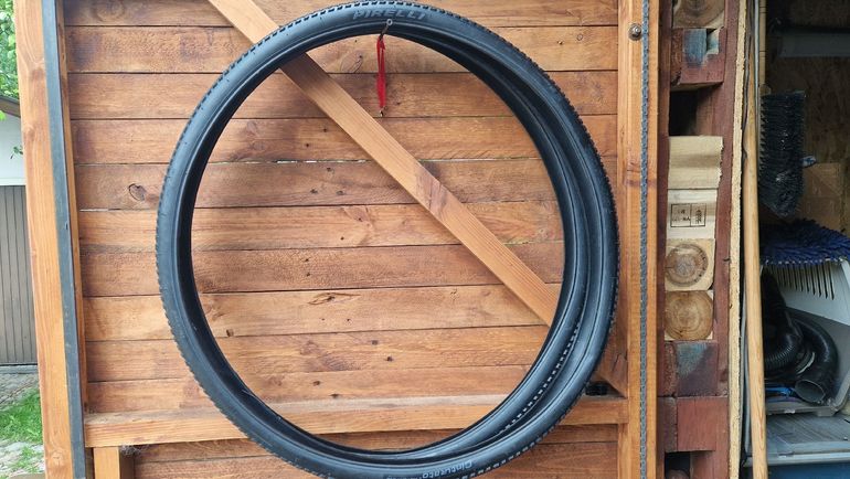 Used Pirelli Cinturato Adventure 700x40c 2026 bike — image 6 of 6