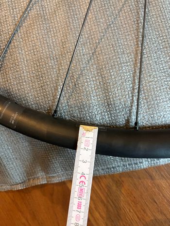 Used Dt Swiss Performance LN Classic 29" (700C) bike — image 11 of 12