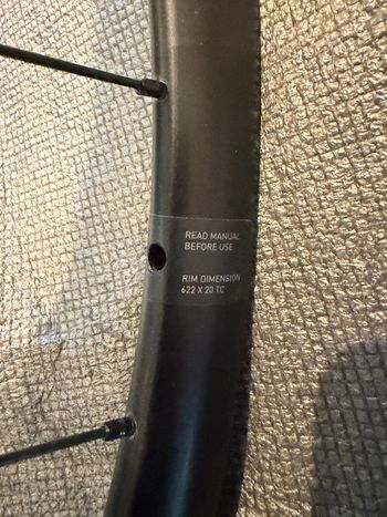 Used Dt Swiss Performance LN Classic 29" (700C) bike — image 8 of 12