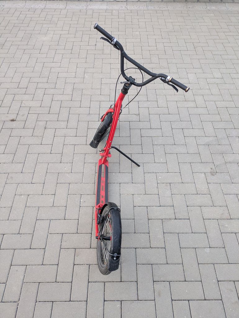 Used Master 16/16 Folding Scooter 2023 bike — image 5 of 6