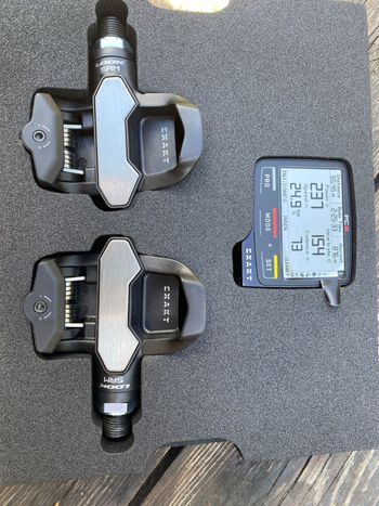 Look, EXAKT DUAL SRM