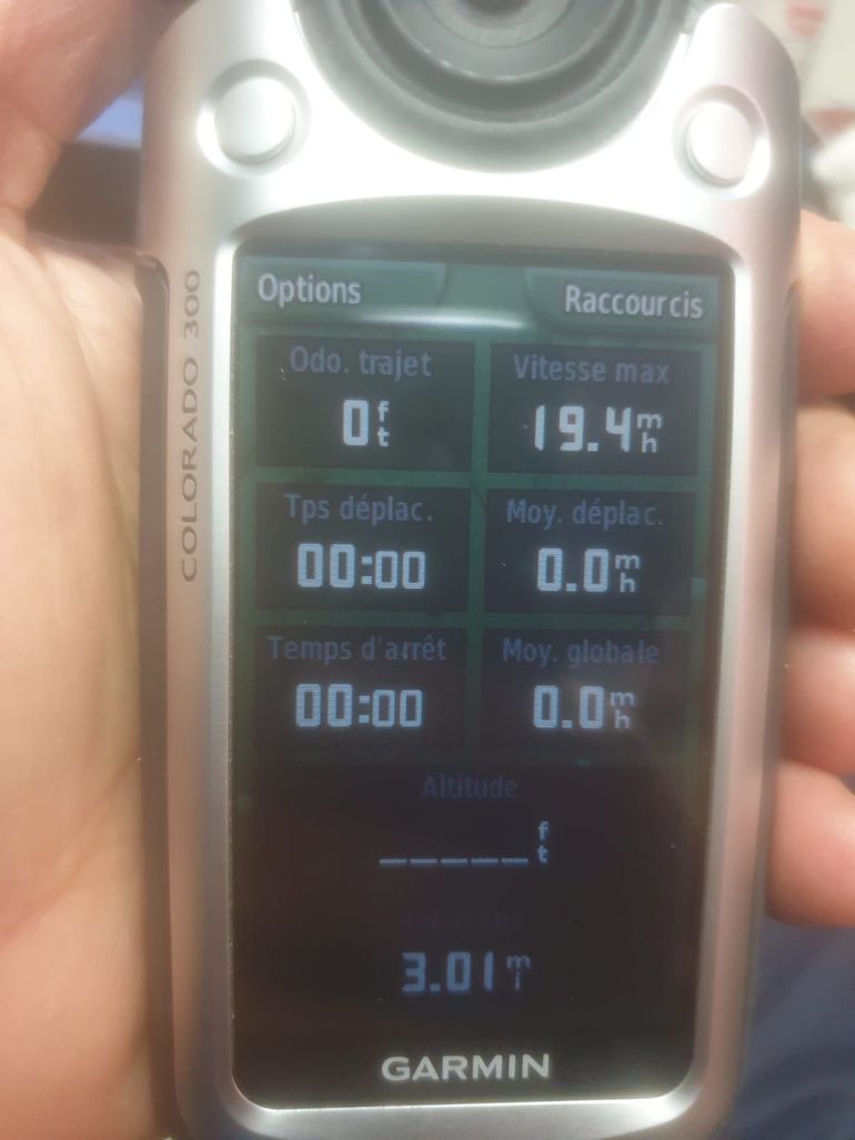 Used Garmin Colorado 300 bike — image 3 of 10