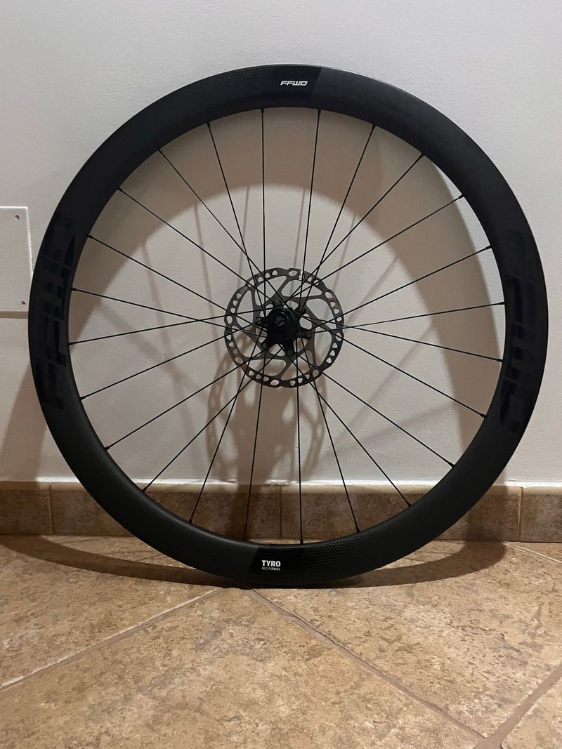 Używany Ffwd Tyro 2.0 perfil 45 2024 bike — zdjęcie 1 z 3