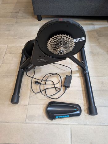 Used Van Rysel D100 Smart Trainer 2026 bike
