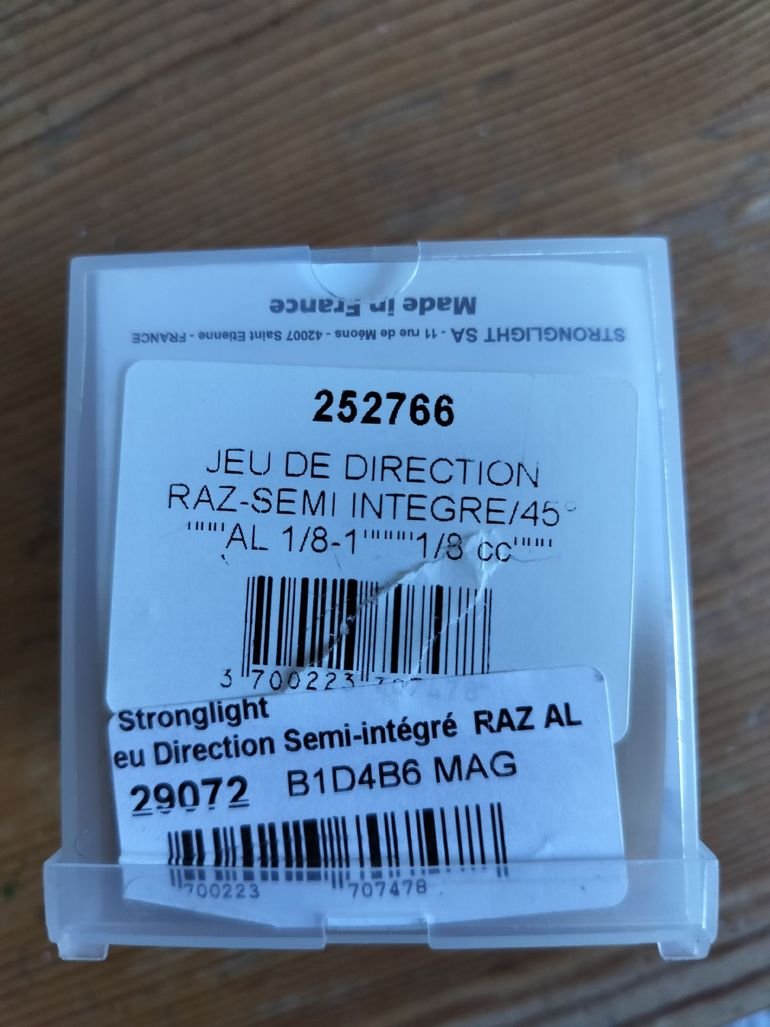Used Stronglight RAZ Semi Integrated Headset bike — image 3 of 4