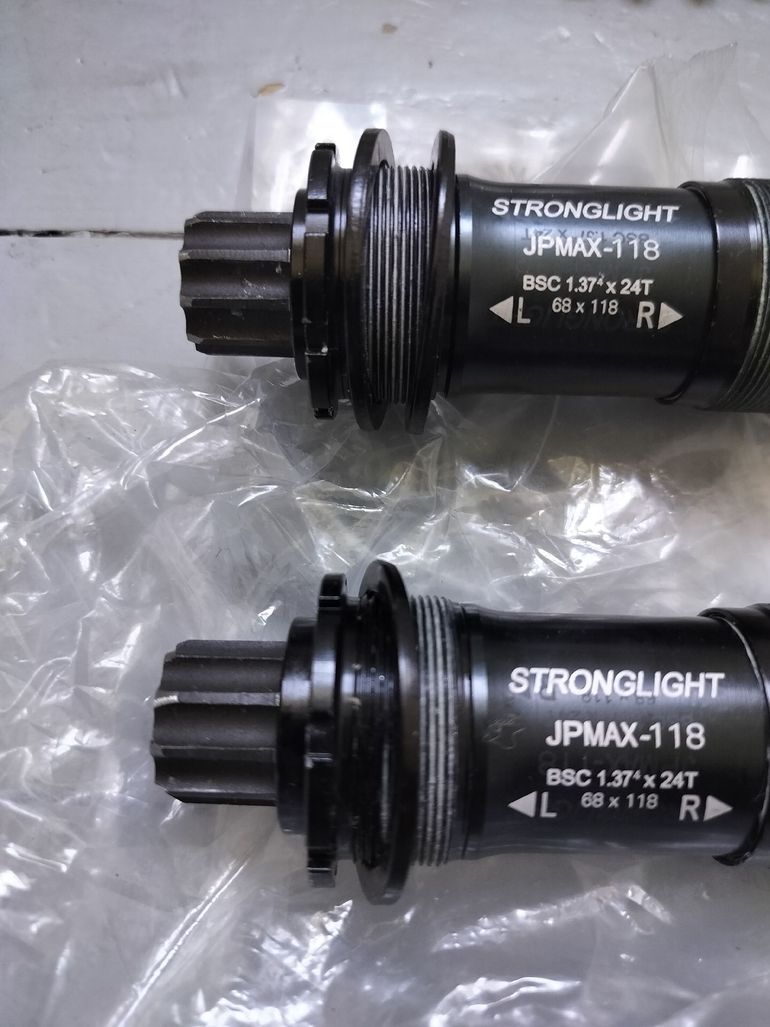 Used Stronglight Z'Light Activ Link Triple Crankset bike — image 7 of 7