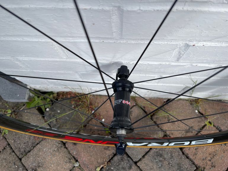 Used Campagnolo Bora One 35 bike — image 2 of 4