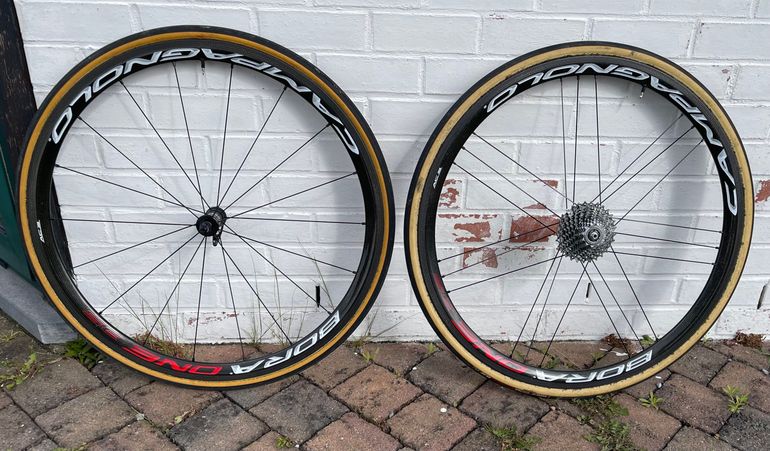 Used Campagnolo Bora One 35 bike — image 1 of 4