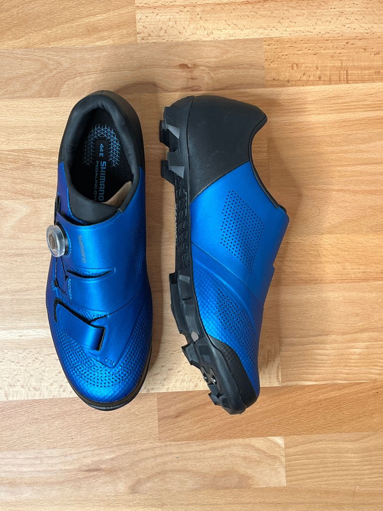 Used Shimano XC5 2025 bike — image 5 of 6