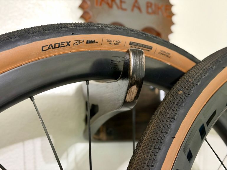 Used Cadex AR 35 Wheelset 2025 bike — image 2 of 7