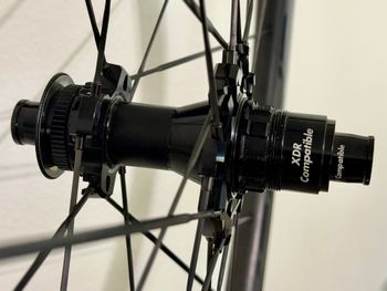 Used Cadex AR 35 Wheelset 2025 bike — image 5 of 6