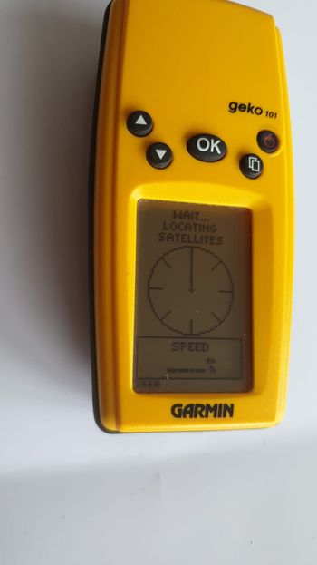 Used Garmin Geko 101 Portable GPS bike — image 4 of 7