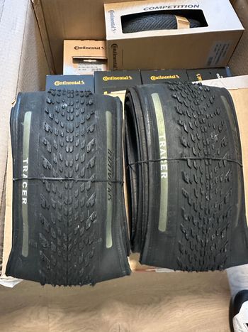 Used Specialized Tracer TLR All Terrain Gravel Tire 700x45c bike