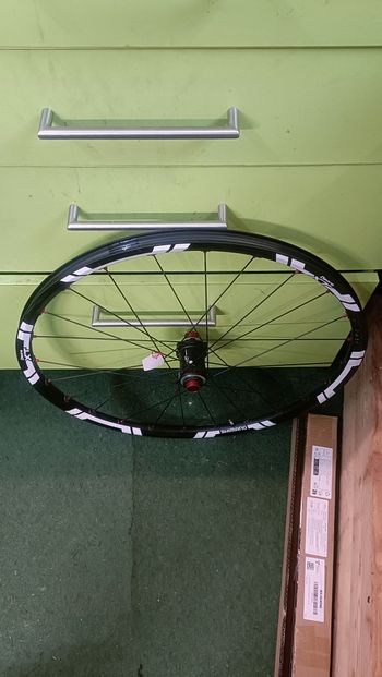 Shimano, XT Front Wheel 26" Axle 20 mm