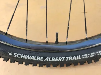 Used We Are One Convergence Triad Wheelset / Onyx / XDR / Berd - Superboost 2025 bike — image 8 of 9