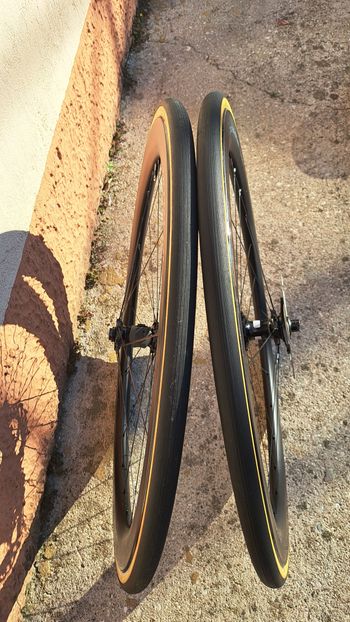 Used Shimano Dura-ace C50 2023 bike — image 7 of 9