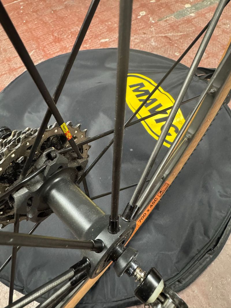 Použité Mavic SSC Carbon Wheelset 2018 bike — obrázek 5 z 10